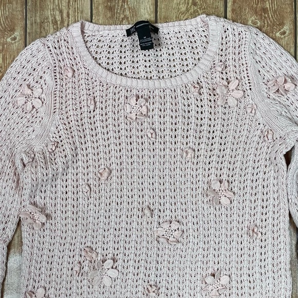 INC woman’s light pink sweater size M - Picture 2 of 10